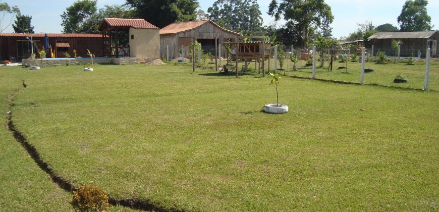 casa de pedra e  costaneira rustica