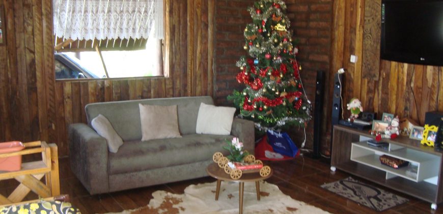 casa de pedra e  costaneira rustica