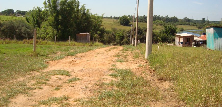 casa  mista  em condominio
