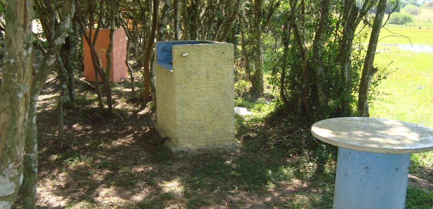 casa  mista  em condominio