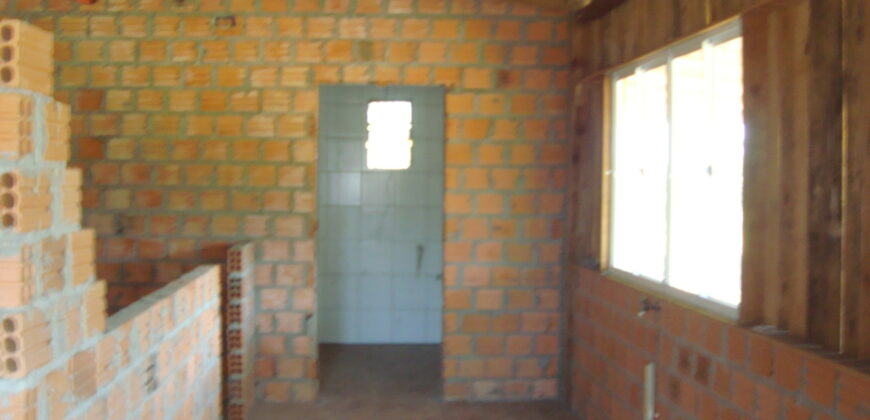 1 hectar c/ duas casas simples