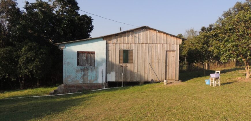 Ótima chácara com 2Ha, açude, casa, galpão, pomar, poço artesiano