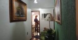 Belíssima chácara, situada em excelente localização e porteira fechada