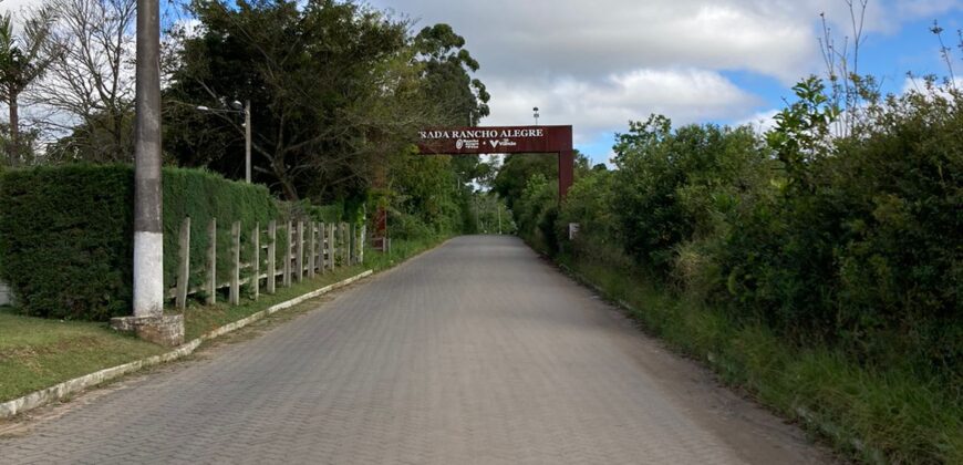 2 hectares , galpão, casa de alv, açude, galinheiro parada 91 aguas claras viamão
