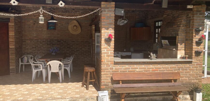 sitio  c / casa estilo rustica  condomínio  lancer