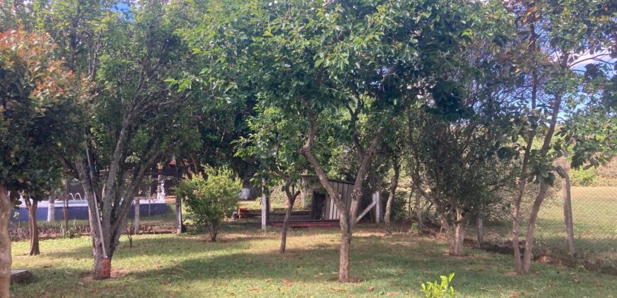 sitio  c / casa estilo rustica  condomínio  lancer