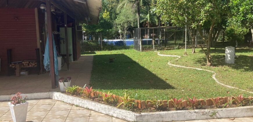 sitio  c / casa estilo rustica  condomínio  lancer