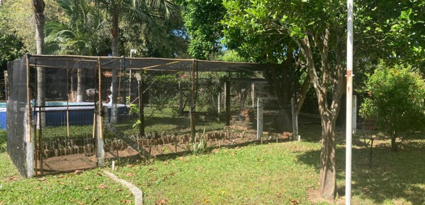 sitio  c / casa estilo rustica  condomínio  lancer
