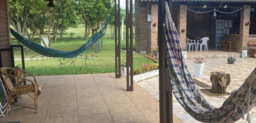sitio  c / casa estilo rustica  condomínio  lancer
