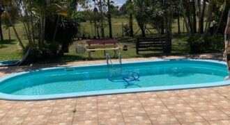 sitio  c / casa estilo rustica  condomínio  lancer