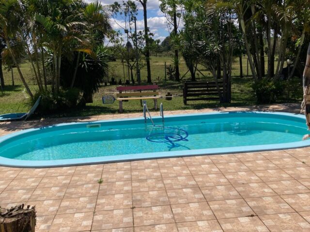 sitio  c / casa estilo rustica  condomínio  lancer