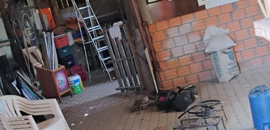 casa á 500 metros da rs 040 aguas claras viamão