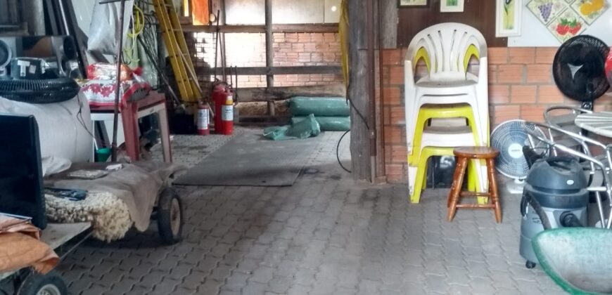 casa á 500 metros da rs 040 aguas claras viamão