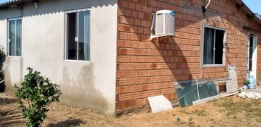 casa á 500 metros da rs 040 aguas claras viamão