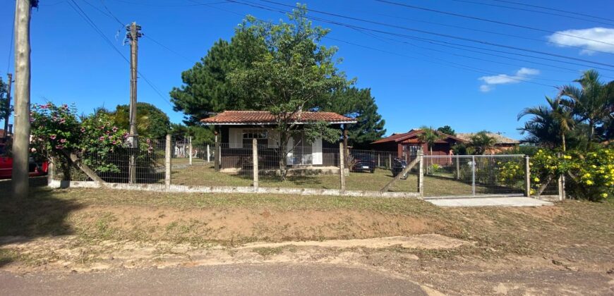sítio em condomínio fechado com casa de costaneira duplada