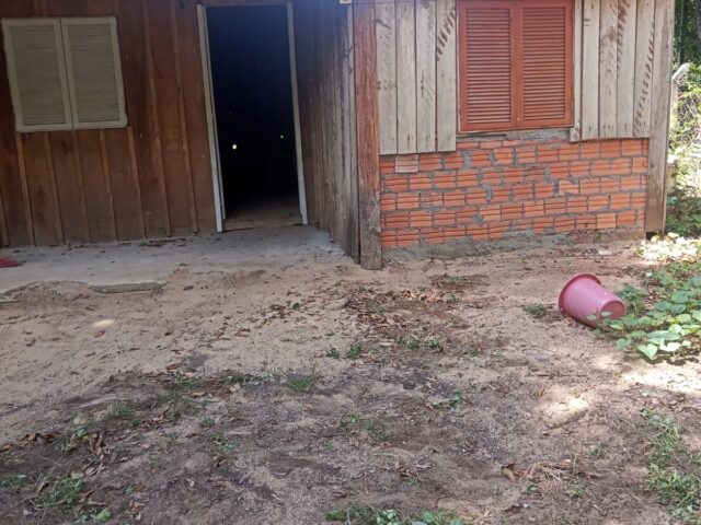 casa  simples rancho do sol  Águas claras Viamão