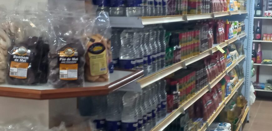supermercado á venda