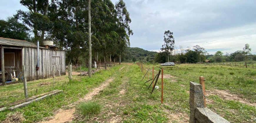 chacara de 3200 m2  estrada Rancho alegre Águas claras  Viamão