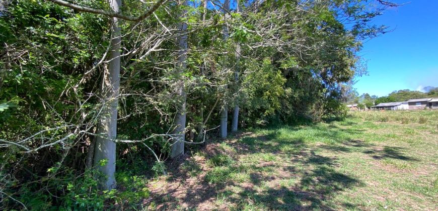 chácara  medindo 5536 m2     2km da rs 040